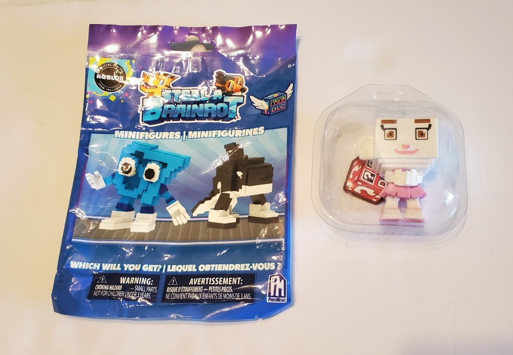 Roblox Steal a Brainrot “Cappuccino Assassino” Minifigure Unused + DLC Code