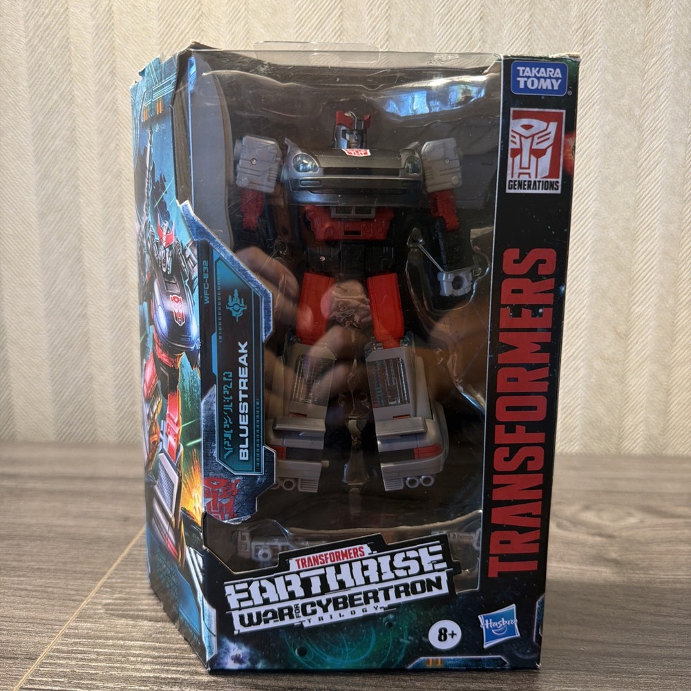 Transformers Generations War for Cybertron: Earthrise Deluxe Class Bluestreak