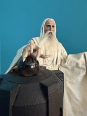 Asmus Toys Lord of the Rings Saruman Crown Series