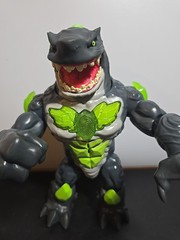 Beast Lab Shark Beast Creator Experiment Action Figure Light & Sound Tested