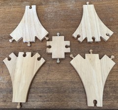 Learning Curve Wooden Thomas Train Clickety Clack Switchyard Track Set!