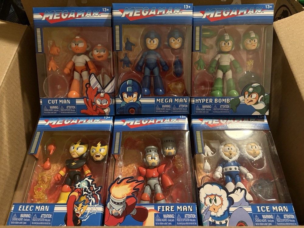 * JADA TOYS MEGA MAN , ELEC MAN , CUT MAN , ICE MAN , FIRE MAN HYPER BOMB NEW *