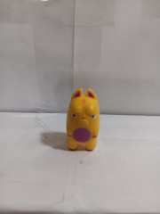 HASBRO SERIES THE LOST KITTIES CAT FIGURE KITTEN CAT MINI YELLOW TOY PVC 2018!!!