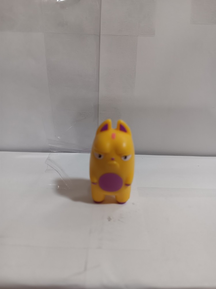 HASBRO SERIES THE LOST KITTIES CAT FIGURE KITTEN CAT MINI YELLOW TOY PVC 2018!!!