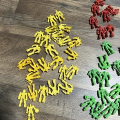 Lot Of 100+ Pcs Battle Space Robots Space Ships Mini Loose Figures Novelty