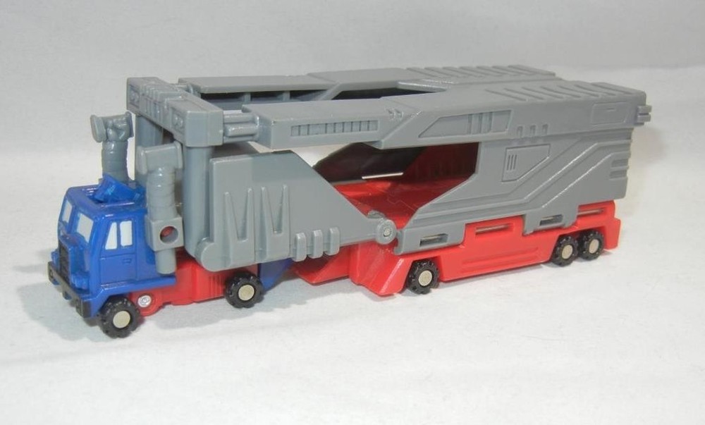 Vintage 1989 Transformers G1 Micromaster Overload Complete Action Figure
