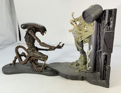 McFarlane Movie Maniacs 6 Alien Queen Deluxe Set 2003 Loose Diorama
