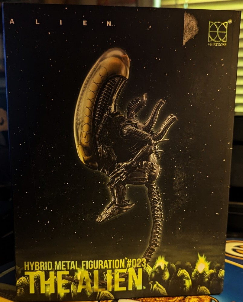Herocross Hybrid Metal Figuration #023 Alien Diecast Figure Black – NIB