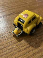 Vintage 1984 Bumblebee G1 Transformer Hasbro Action Figure VW bug