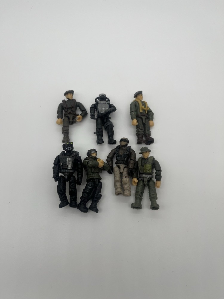 VINTAGE SOLDIER MILITARY ACTION FIGURES LOT/ G.I. Joe/ One Missing Leg