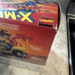 1997 Toy Biz Wolverine 4×4 Jeep Exclusive Wolverine Figure New Rare Fast Ship