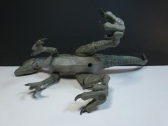 Jurassic Park World Amber Collection Blue Velociraptor Mattel
