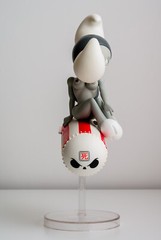 Huck Gee Kidrobot AKUMA BOMB AKUMABOMB Grey Skully version Edition of 500 2007