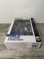 McFarlane Warhammer 40k Lieutenant in Phobos Armour Ultramarines 7in Figure NEW