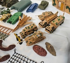 1990s era DAMAGED Military Vehicles Figures & Acc. Lot TANKS, Boats, Jeeps, Jets