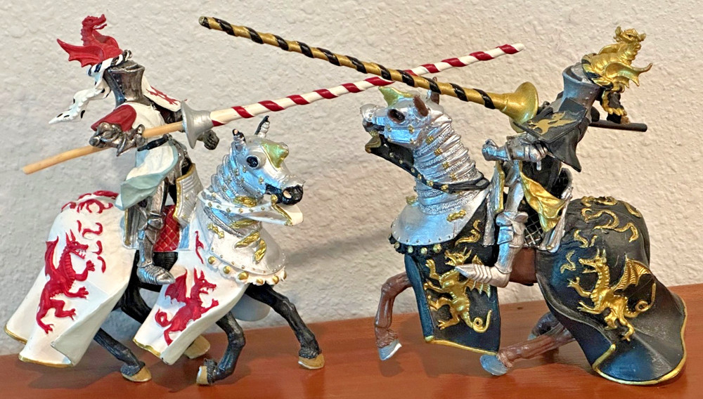2 Safari Ltd Plastoy Medieval Knight Jousting/War Horse Black Gold and Red White