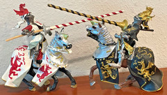 2 Safari Ltd Plastoy Medieval Knight Jousting/War Horse Black Gold and Red White