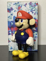 Akashi Mickey x Mario 9″ Vinyl Figure by Dave Bondi 🔥