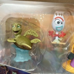 Disney 100 Years of Laughter Limited Edition 8 Figure Collector’s Set ~ NEW
