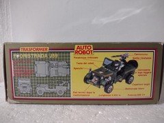 Pre-transformers , Transformer Diaclone J 59 , Hound , TAKARA 1980 with pilot