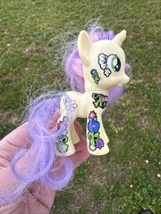 My Little Pony “Sunshine Petals” Ponymania Unicorn MLP FiM 3in Brushable