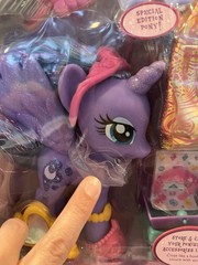 My Little Pony 2010 Target Exclusive Canterlot Princess Luna & Princess Celestia