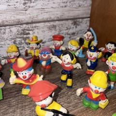 Vintage 1981 Mego Corp Clown Around PVC Figures 2″ Bundle Lot Of 25 w/ 10 Cards