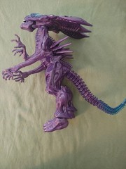 Alien Queen 12″ Action Figure Walmart Exclusive Lanard Xenomorph Purple