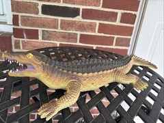 Toys R Us Maidenhead Large Realistic Lifelike Soft Rubber Alligator 2017 23”