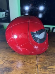 Hasbro Marvel Legends Series Iron Spider Electronic Helmet