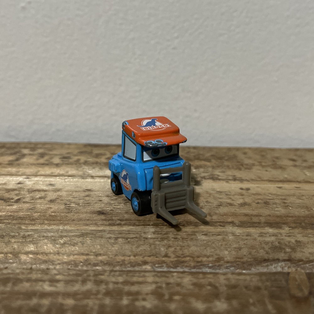 Mattel Disney Pixar Cars Team Dinoco Wide Pitty Dinoco Crew Piston Cup Nights