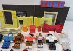 ROBLOX Action Collection Figure Lot + Accessories Buildings Figures No Codes