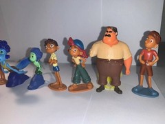 Disney Luca Figure Set of 10 with 2 Stickers and 2 rings Fun Characters