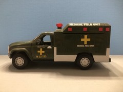 The Corps! Medical Field Unit Mission Vehicle Vintage 1999 Lanard Ambulance Rare