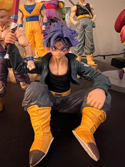 Cool Holiday Gift Trunks Action Figure 10cm Sitting PVC Statue Fits DBZ Fan Toy