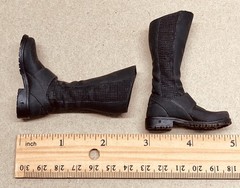 1/6 Hot Toys 12″ figure Dark Knight MMS67 Batman Begins Soft rubber boots + pegs