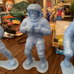 💥4 RARE VTG 1970 Louis Marx Light Powder Blue Teal Spaceman Astronaut Apollo💥