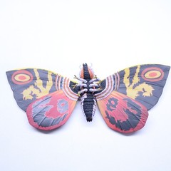 [USED] BANDAI S.H.MonsterArts Mothra Adults & Mothra Special Color Ver. Figure