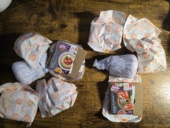 2 Mini Brands CREATE MasterChef series 2- TOM YUM KUNG & PAVLOVA