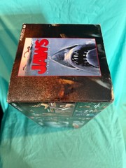(BRAND NEW!) “JAWS” MOVIE MANIACS DELUXE BOXSET (2001) MCFARLANE TOYS