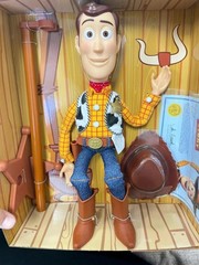Toy Story Signature Collection Thinkway Talking Woody Doll Sealed