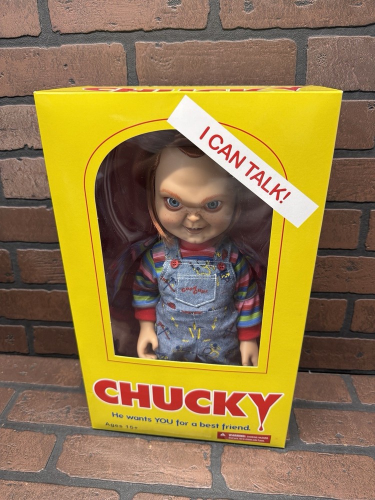 Child’s Play 2 Talking Chucky Doll 15″ MDS Mega Scale Mezco Figure New In Box C2
