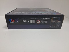 Scene In A Box – SIB 10 CONTAINER WAREHOUSE Diorama – 1:18 / 1:24 – Fresh Retro