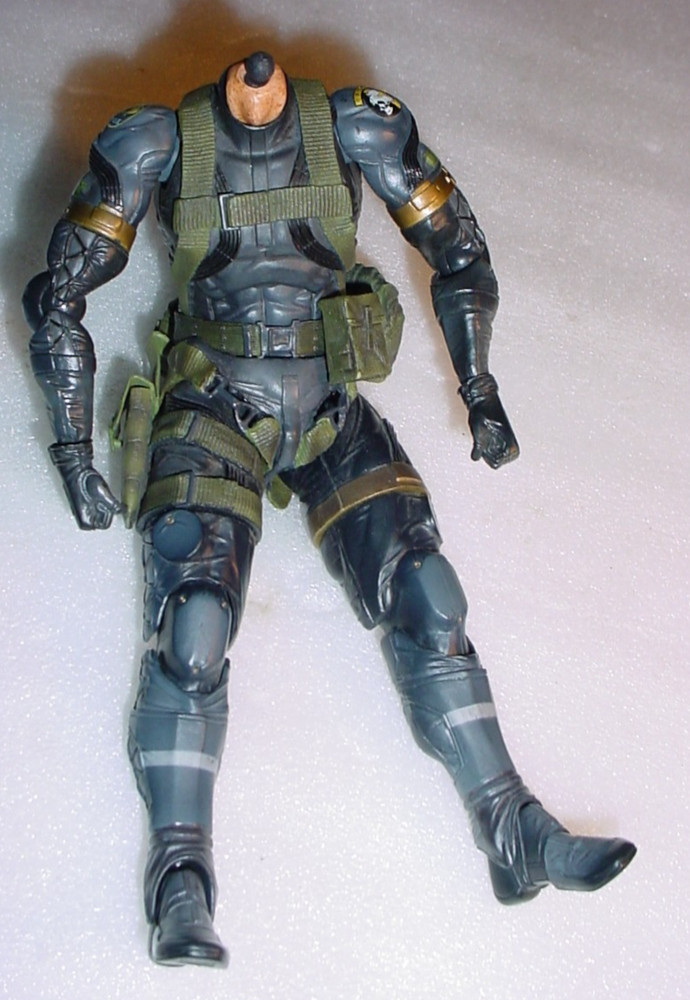 Play Arts Kai Metal Gear Solid Peace Walker Snake Sneaking Suit Version NO HEAD