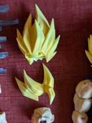S.H. Figuarts Legendary Super Saiyan Son Goku (Original Release) w/ MLan Shirt