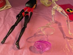 Disney Store Parks 2004 figure Pixar The Incredibles Violet Complete * Read Desc