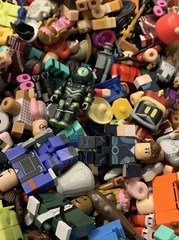 Roblox Toys Action Figures Lot Of 10 Figure Pack w/ Accessories NO CODES