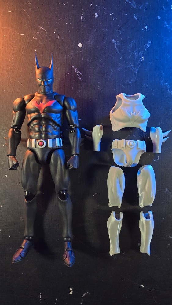 ( CT toys Daredevil ) Custom 3D-printed Mafex Styled Batman Beyond Body Kit