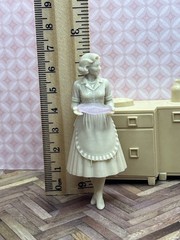 1:24 1950 Housewife Hostess Homemaker Figure Inspired by Marx
