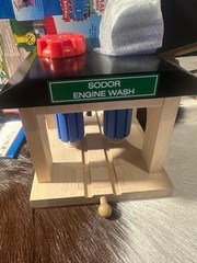 Thomas Wooden Railway Sodor Engine Wash NIB